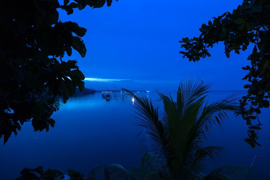 Orchid Lake View Homestay Alappuzha Екстериор снимка
